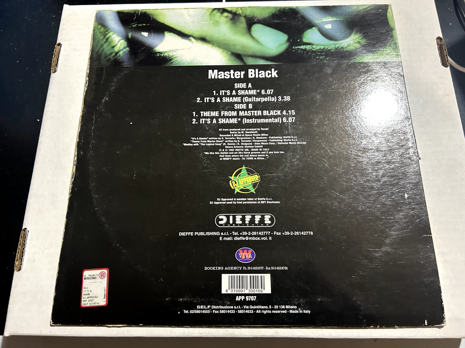 Master Black – It's A Shame