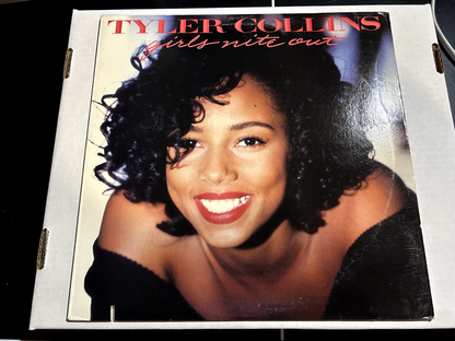 Tyler Collins – Girls Nite Out