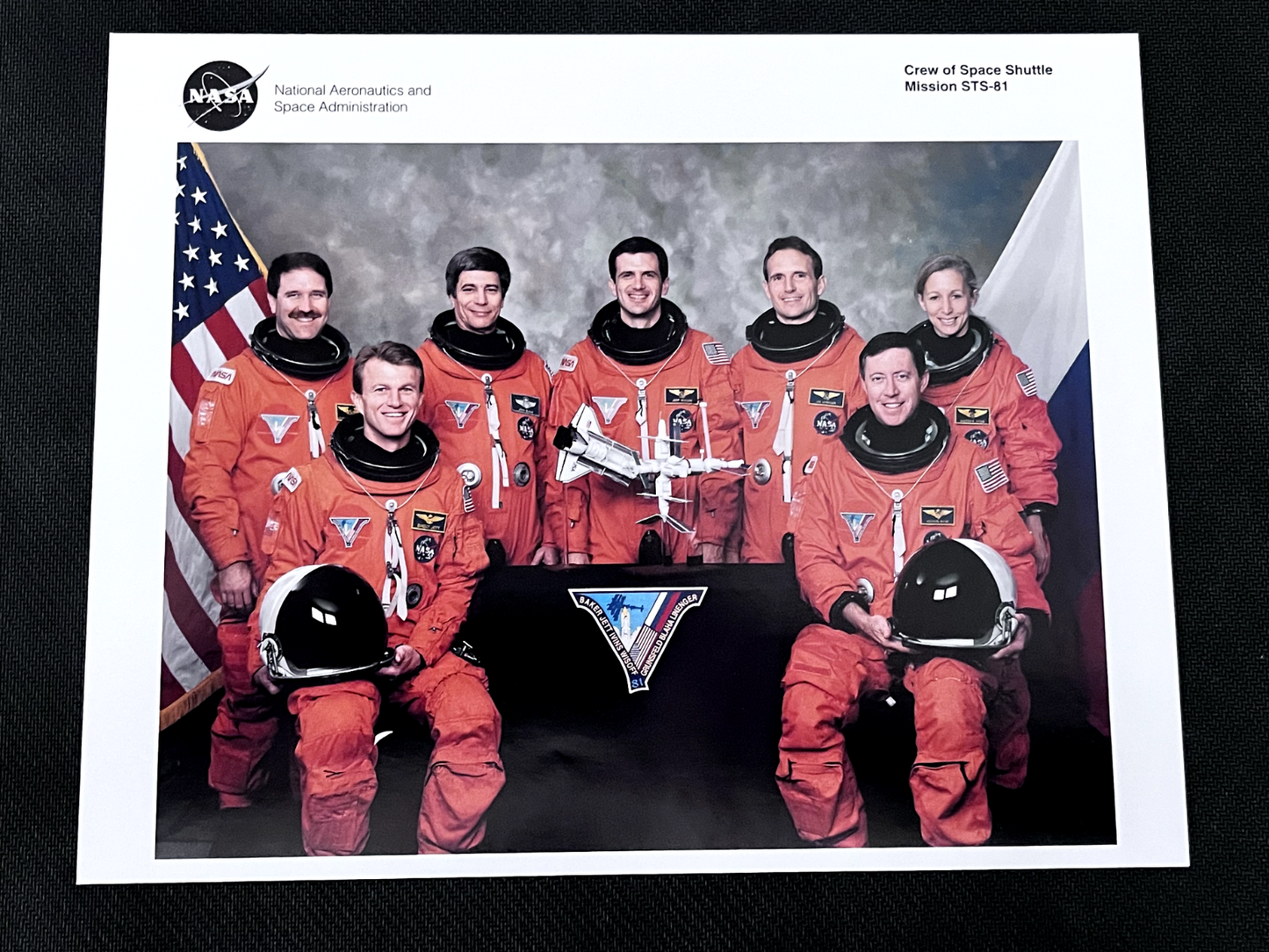 NASA Space Shuttle STS-81 crew litho 10x8