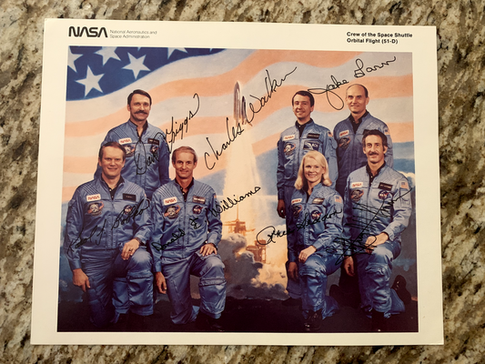 NASA Space Shuttle Discovery STS-51-D Crew AUTOPEN signed photo