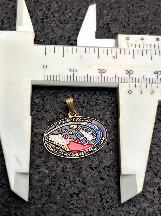 NASA Space Shuttle STS-31 Necklace PENDANT CHARM