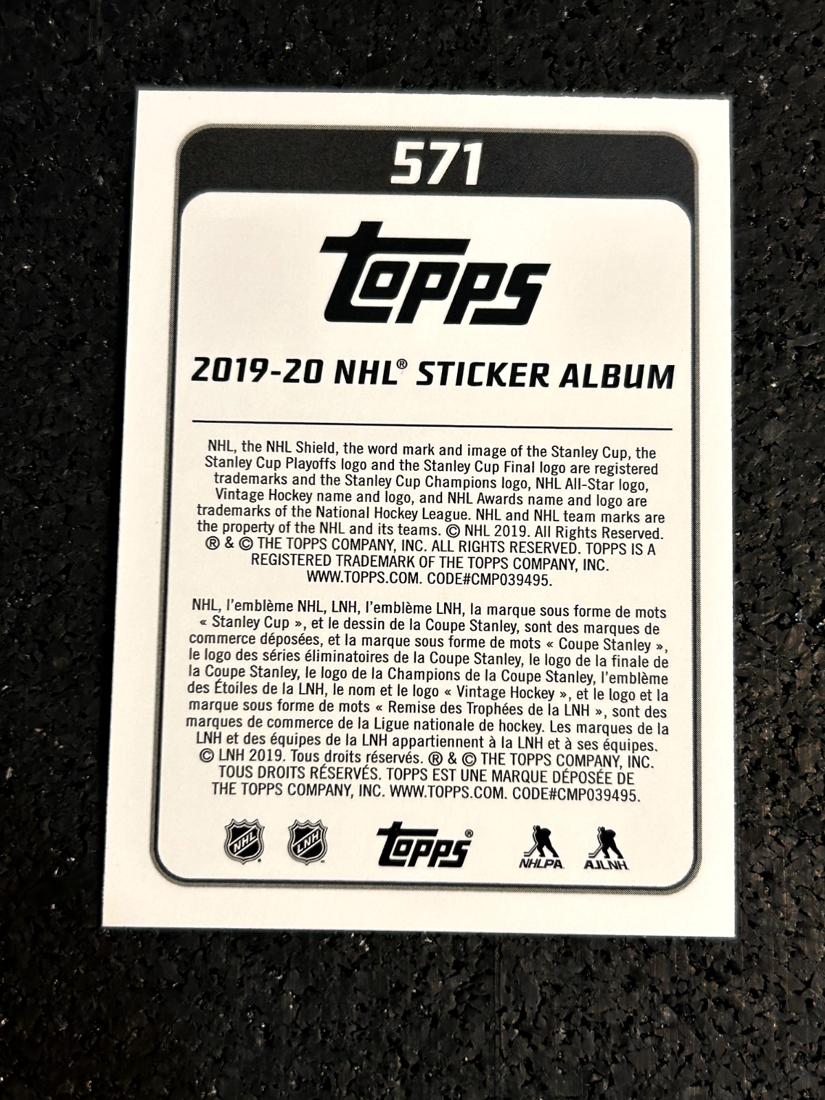 2019-20 Topps NHL Stickers #571 Chicago Blackhawks