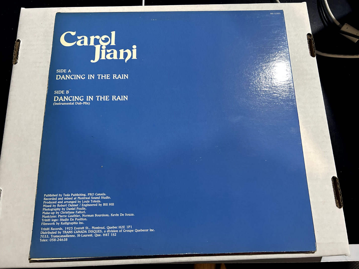 Carol Jiani – Dancing In The Rain