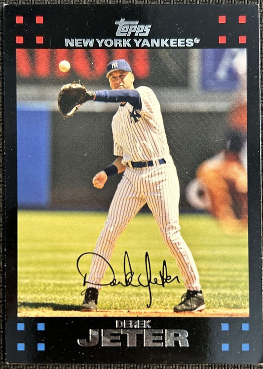 2007 Topps New York Yankees Derek Jeter New York Yankees #NYY1