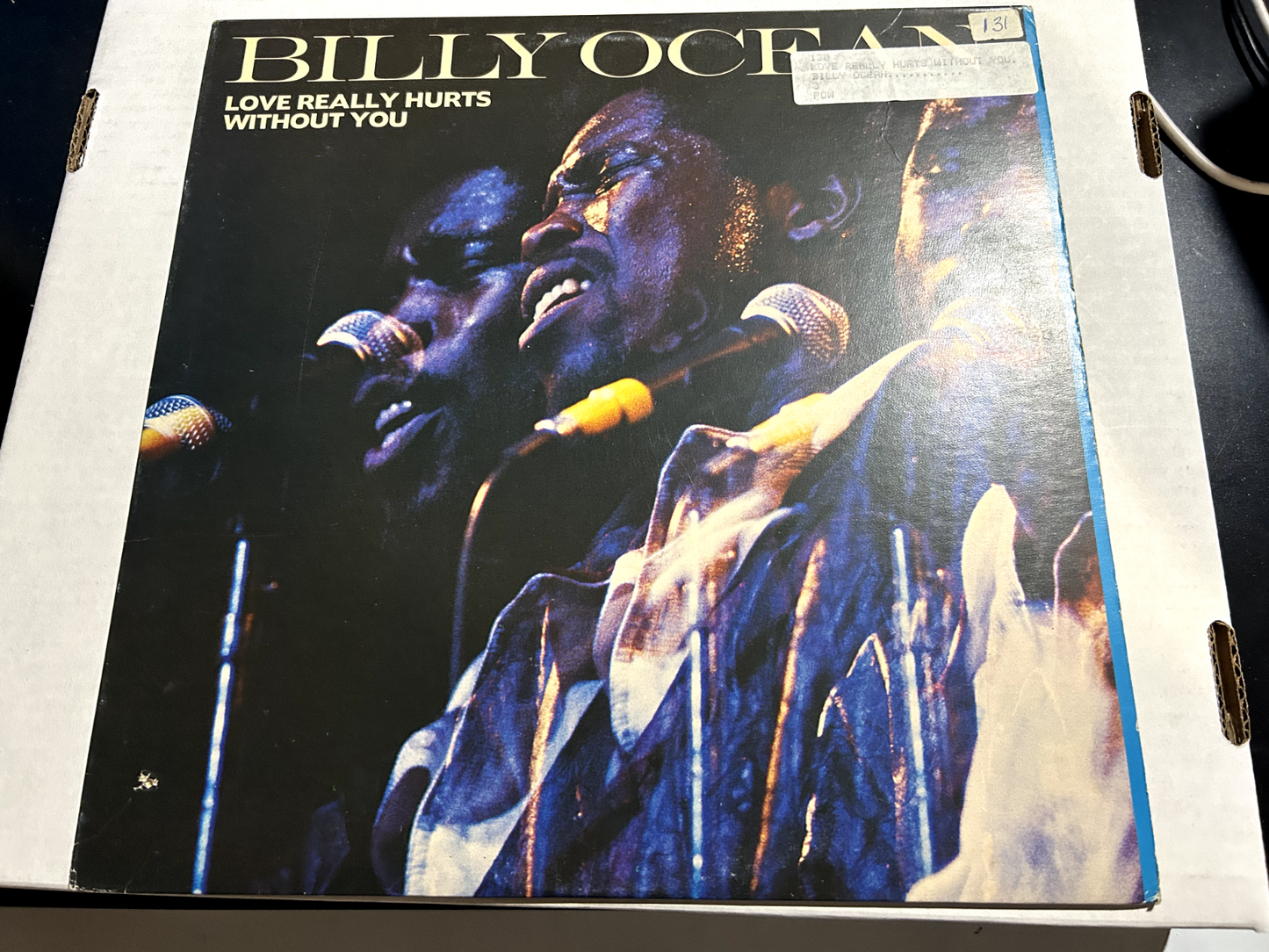 Billy Ocean – Love Really Hurts Without You