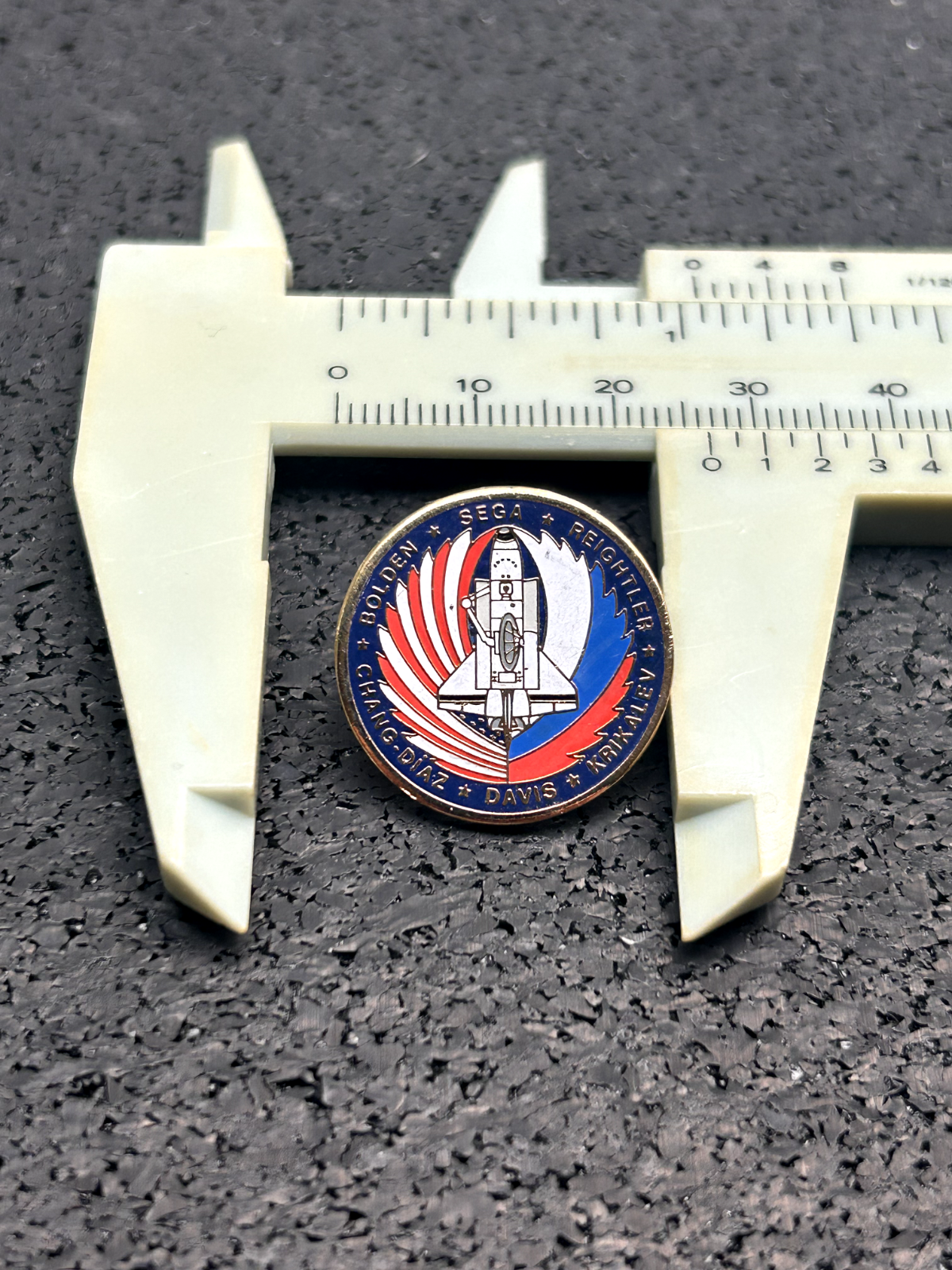 NASA Space Shuttle STS-60 Mission pin