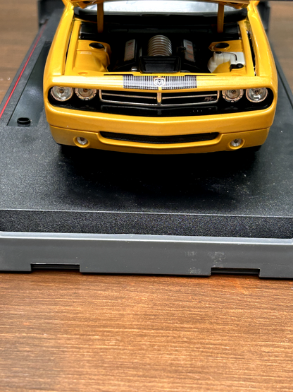 2006 Dodge Challenger Hemi Concept 1/18 Diecast