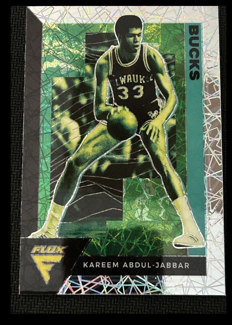 2020-21 Panini Flux laser Kareem Abdul-Jabbar Milwaukee Bucks #194 Parallel