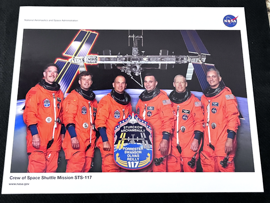 NASA Space Shuttle STS-117 crew litho 10x8