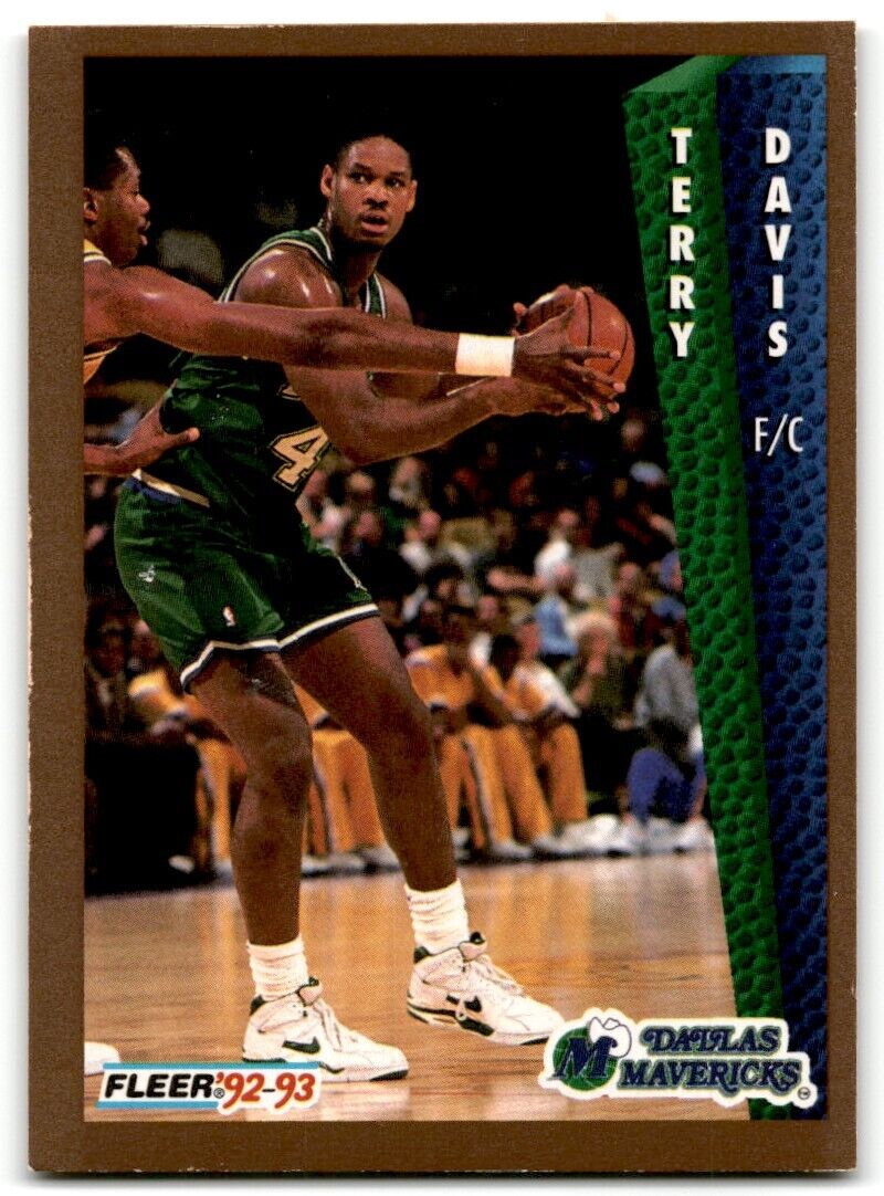 1992-93 Fleer Terry Davis Dallas Mavericks #48