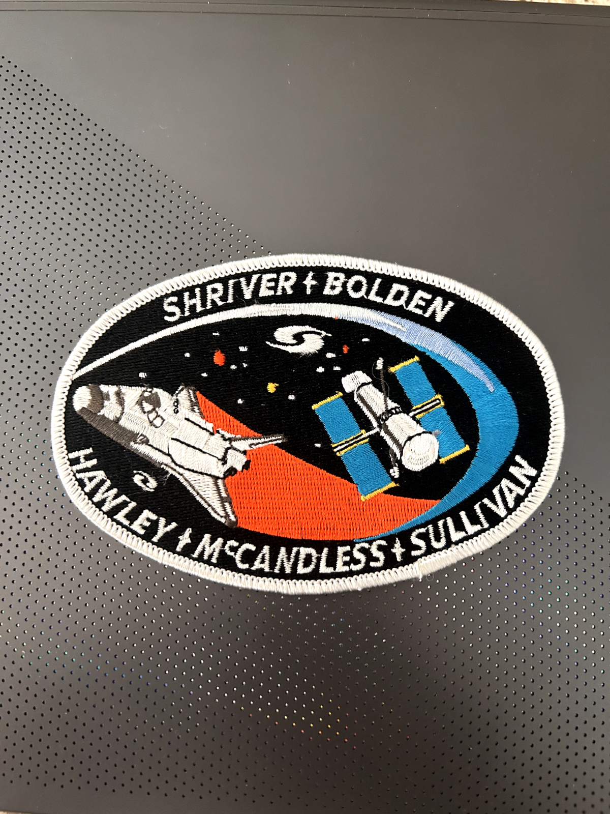 NASA STS-31 Patch Shriver Bolden Hawley McCandless Sullivan